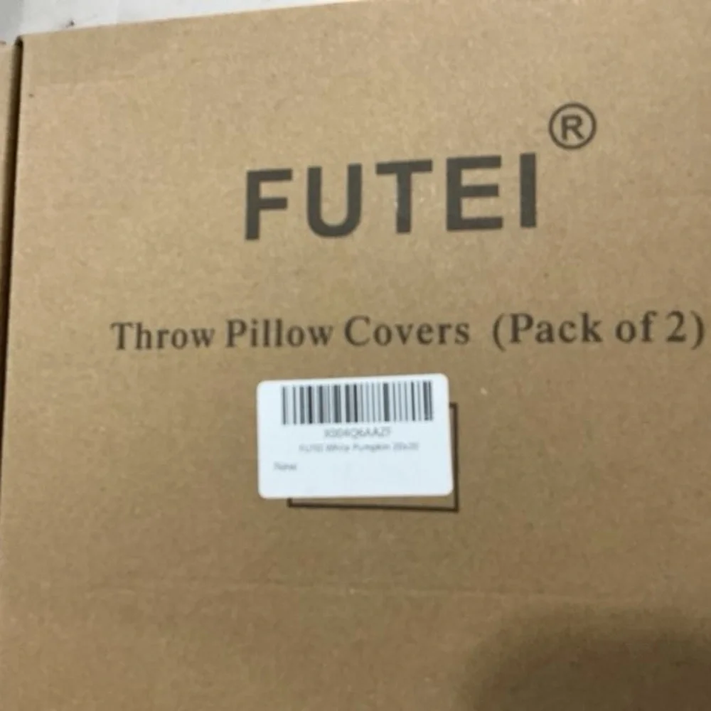 FUTEI Set of 2 Pumpkin Throw Pillow Covers 20x20 New - Picture 7 of 7